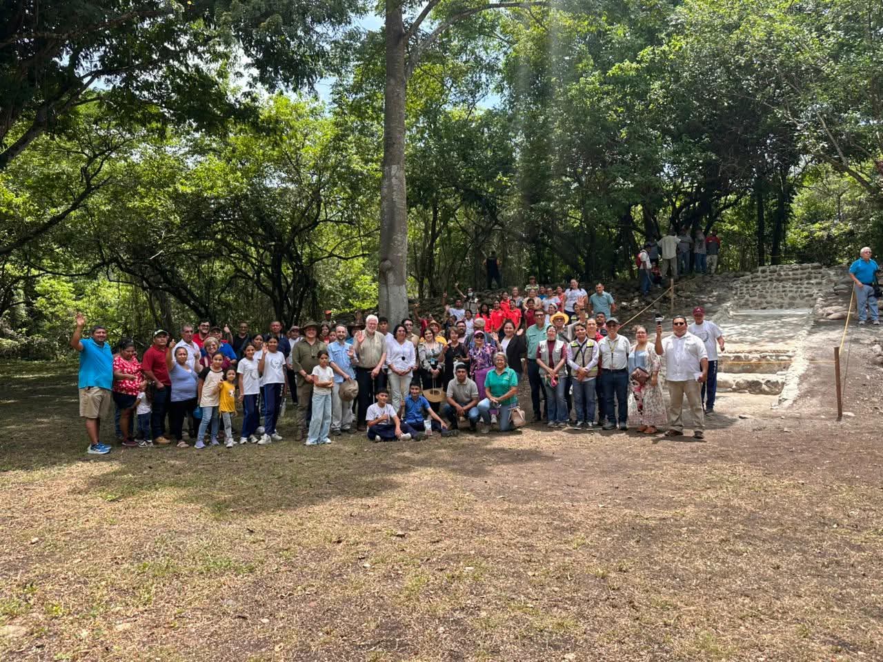 IHAH abre a la visita los trabajos de investigación y restauración arqueológica en Cerro Palenque, Pimienta, Cortés